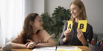 side-view-smiley-girl-teacher