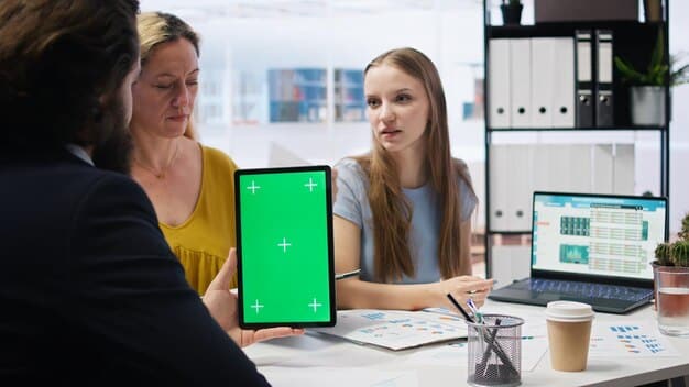 A split-screen image showing an employee reviewing their payslip on one side and consulting a financial advisor on the other. The image should convey the importance of understanding financial changes and seeking professional advice.